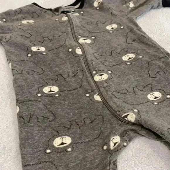 Gerber pajamas - Picture 2 of 6